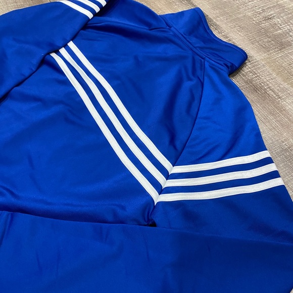 Adidas women’s track jacket - Picture 9 of 9